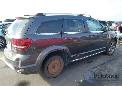 2017 Dodge Journey Crossroad Plus z USA, uszkodzony, nr VIN 3C4PDCGG6HT544072